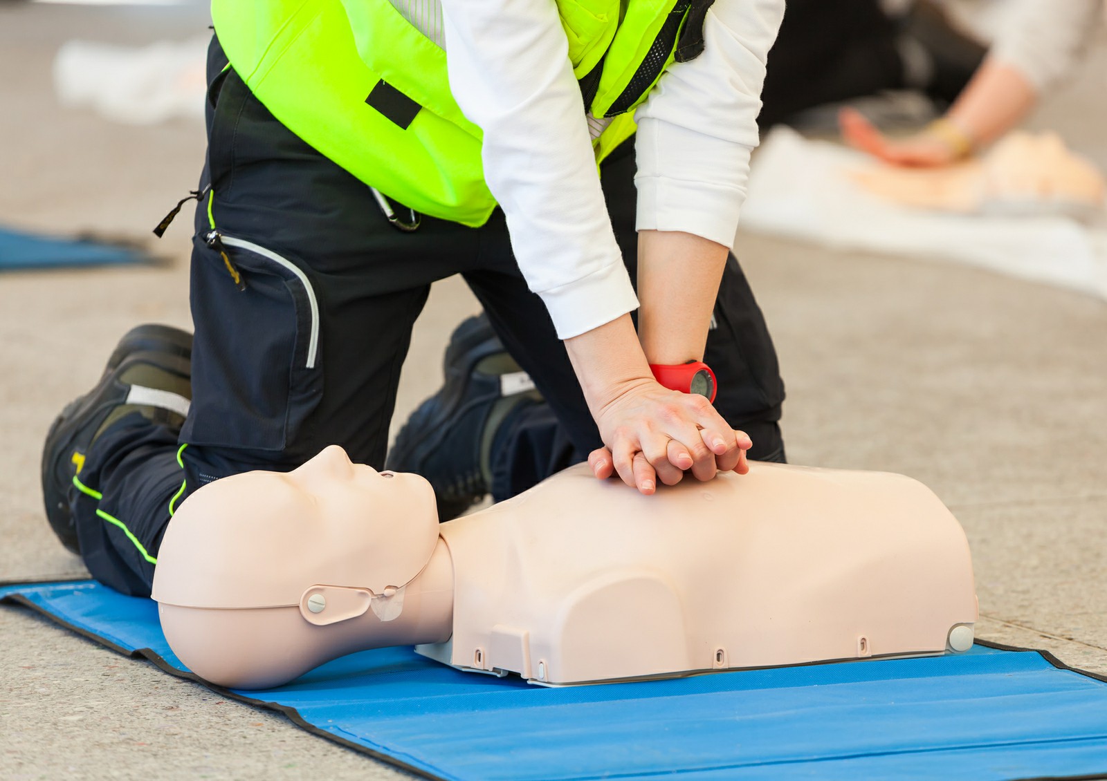 Elevate Workplace Safety: The Indispensable Role of First Aid & CPR Training - Irish Manual Handling