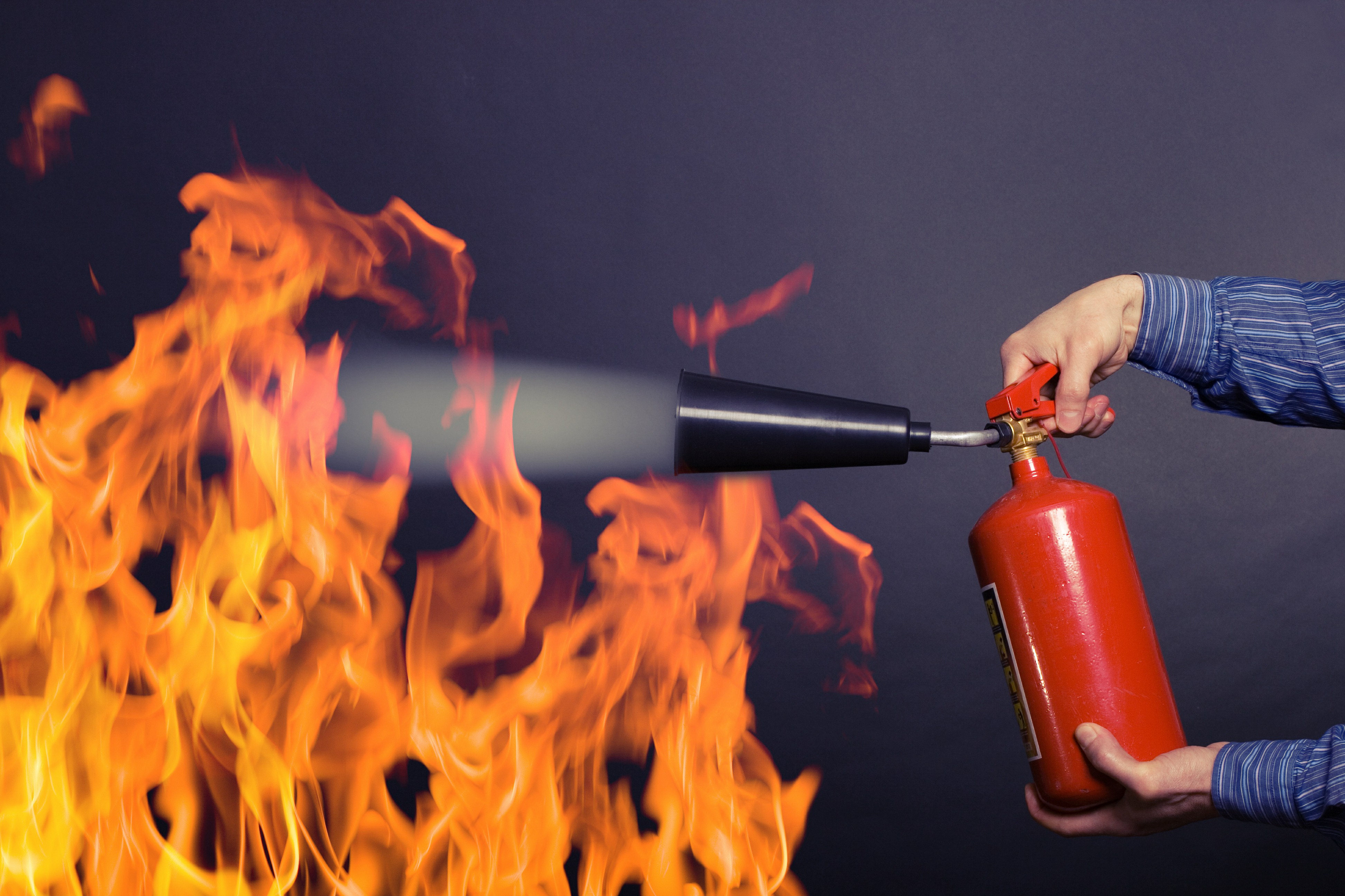 Mastering Fire Safety: The Ultimate Guide to Online Fire Extinguisher Training in Ireland - Irish Manual Handling